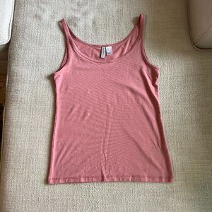 Divided (H&M) Solid Scoop Neck Tank Top Pink Medium